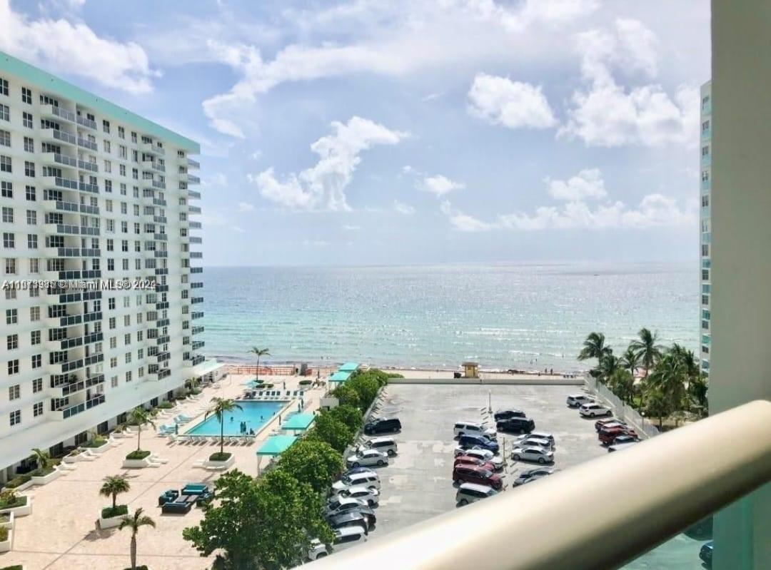 TIDES ON HOLLYWOOD BEACH - Residential