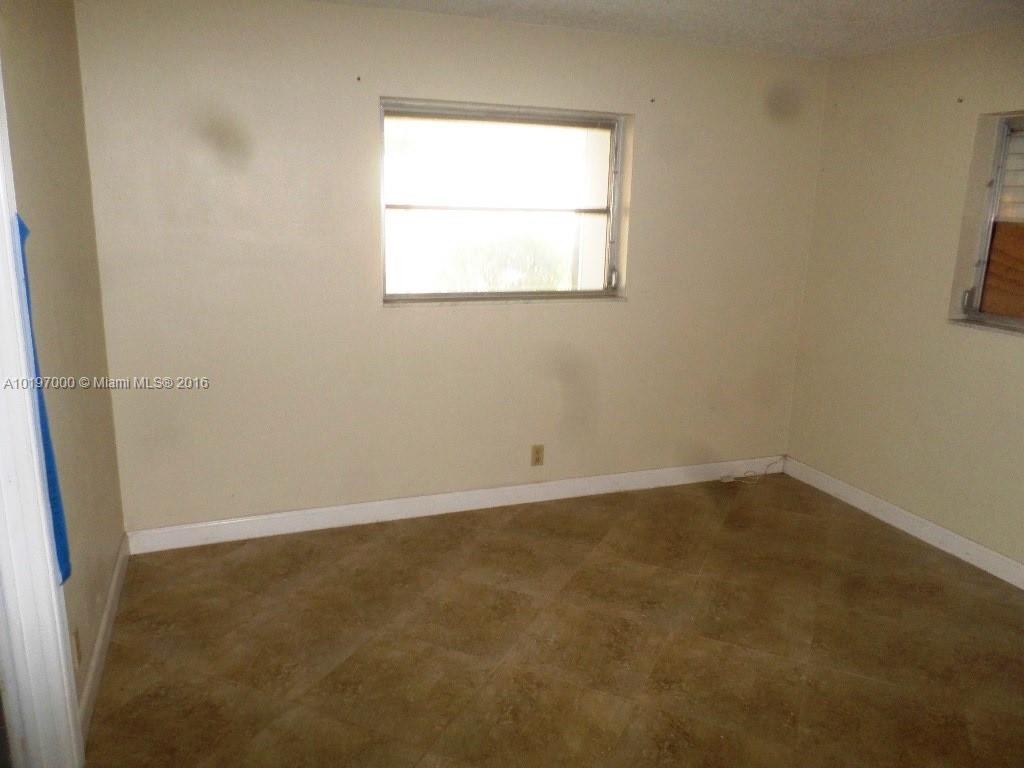 Tamarac Lakes North 3rd S - Residential