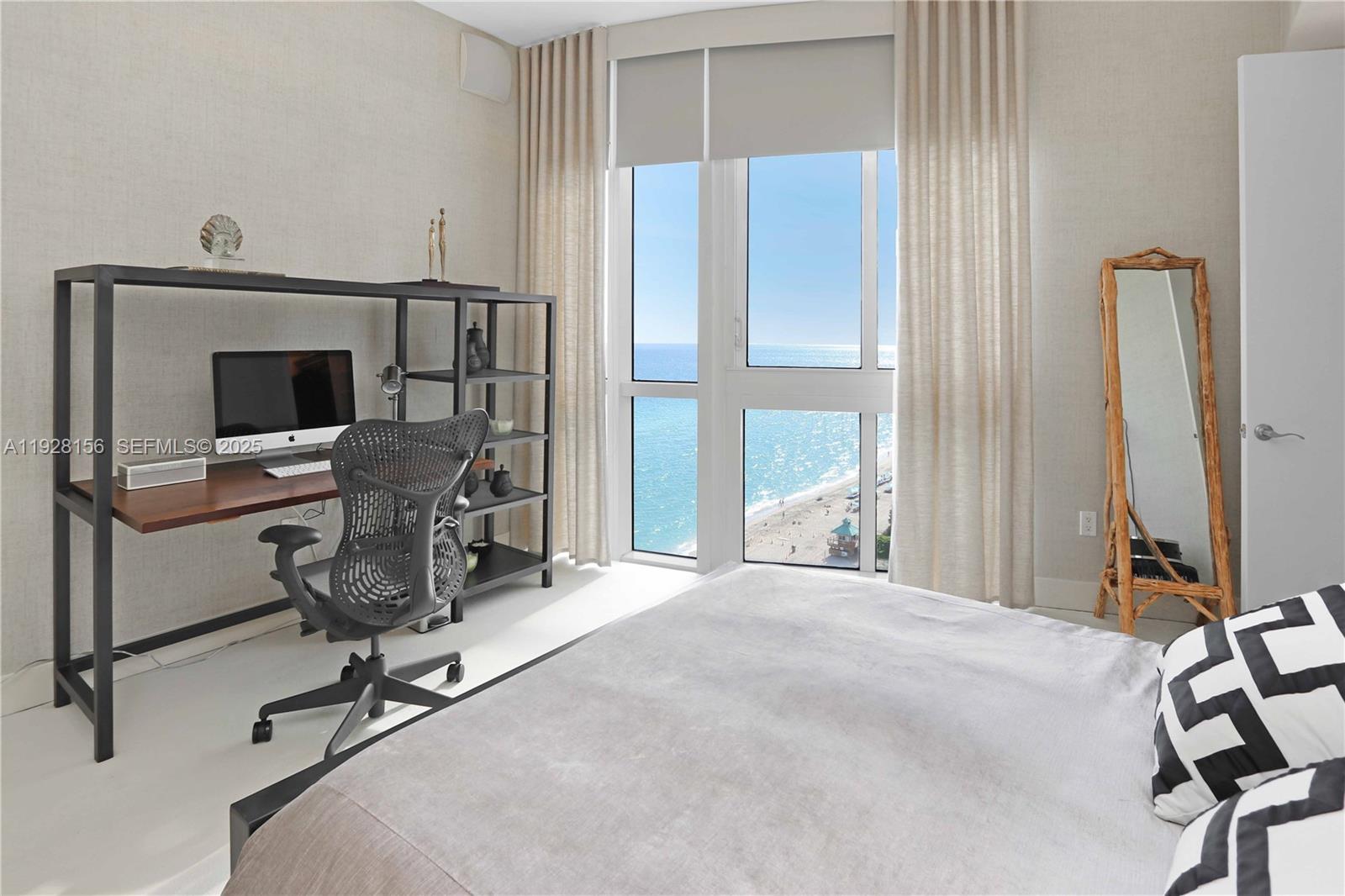 TDR TOWER II CONDO - Residential