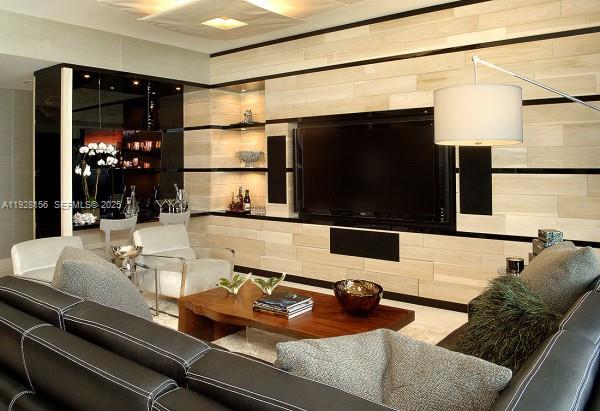 TDR TOWER II CONDO - Residential