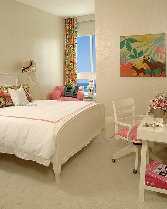 TDR TOWER II CONDO - Residential