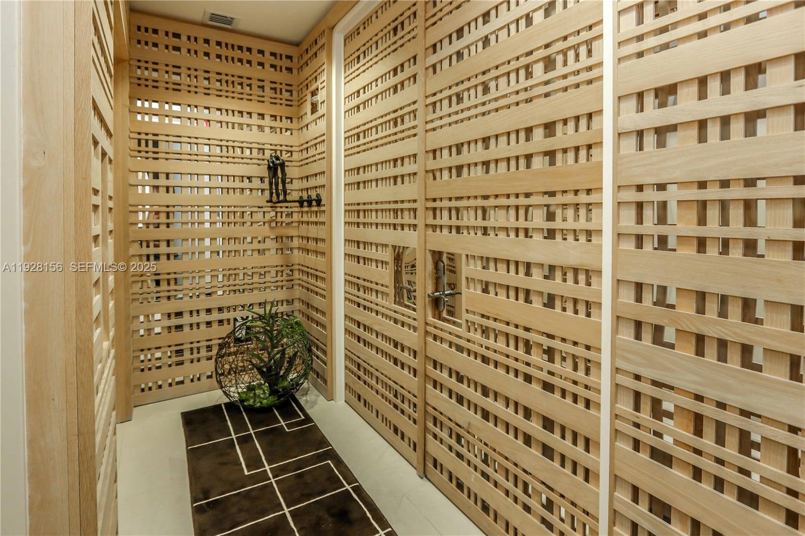 15901 Collins Ave 1101