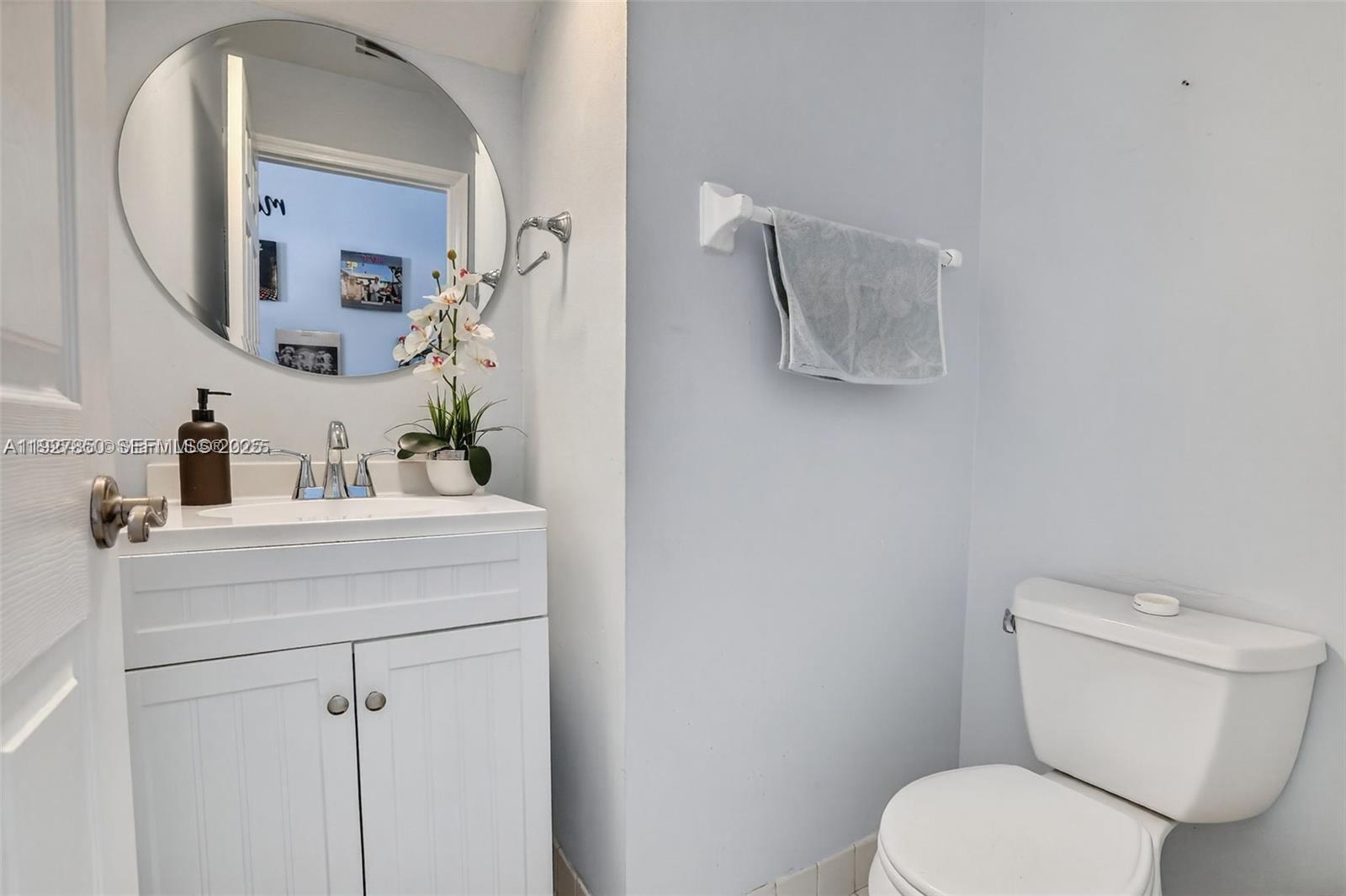 LAKESIDE SOUTH - Residential