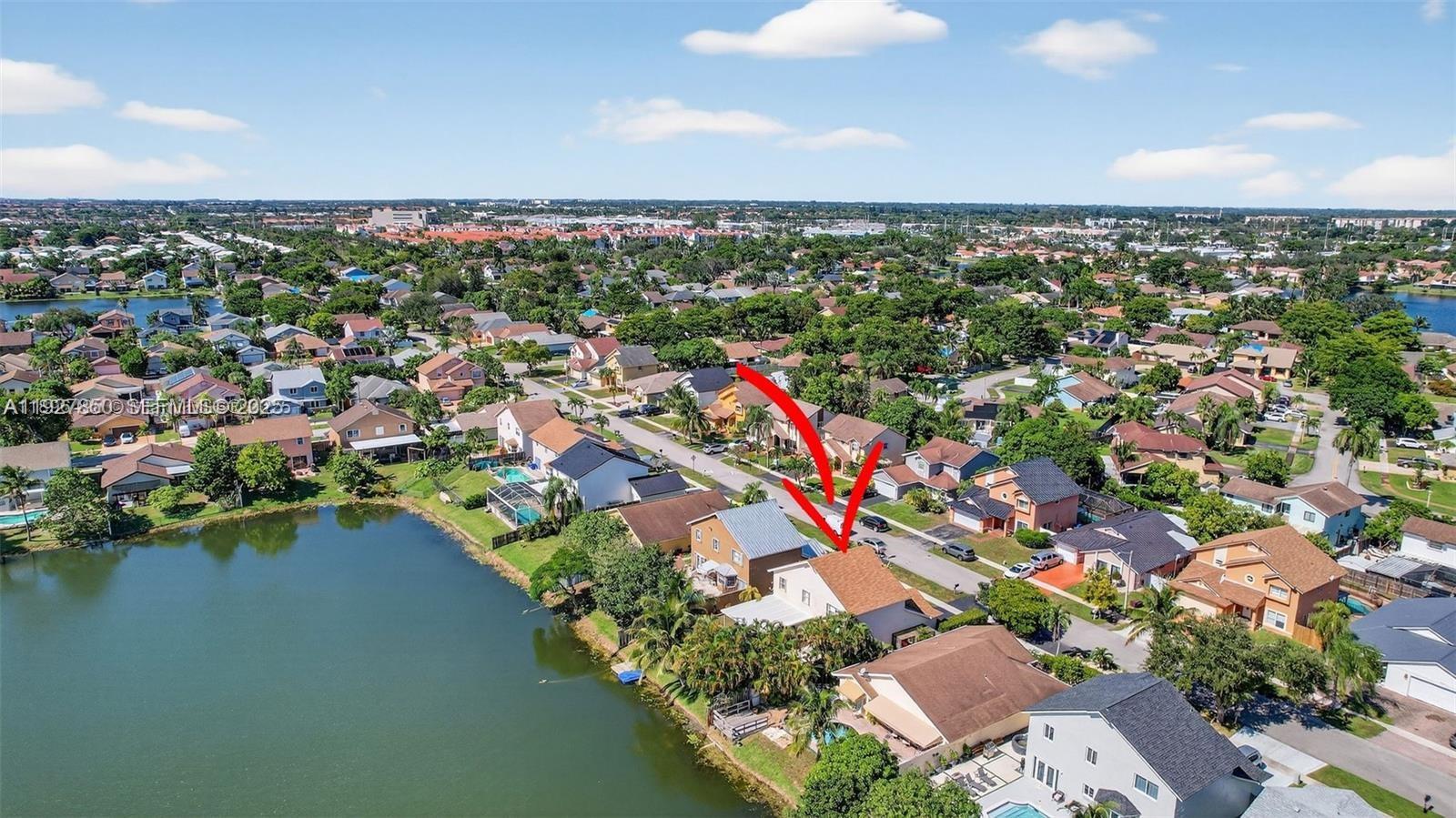 LAKESIDE SOUTH - Residential