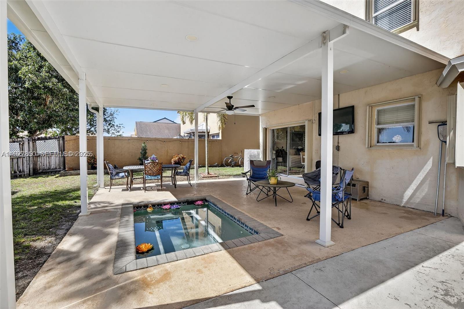 LAKESIDE SOUTH - Residential