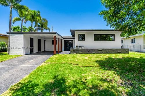 Property for Sale at 330 Sw 29th Ave, Fort Lauderdale, Broward County, Florida - Bedrooms: 3 
Bathrooms: 2  - $499,999