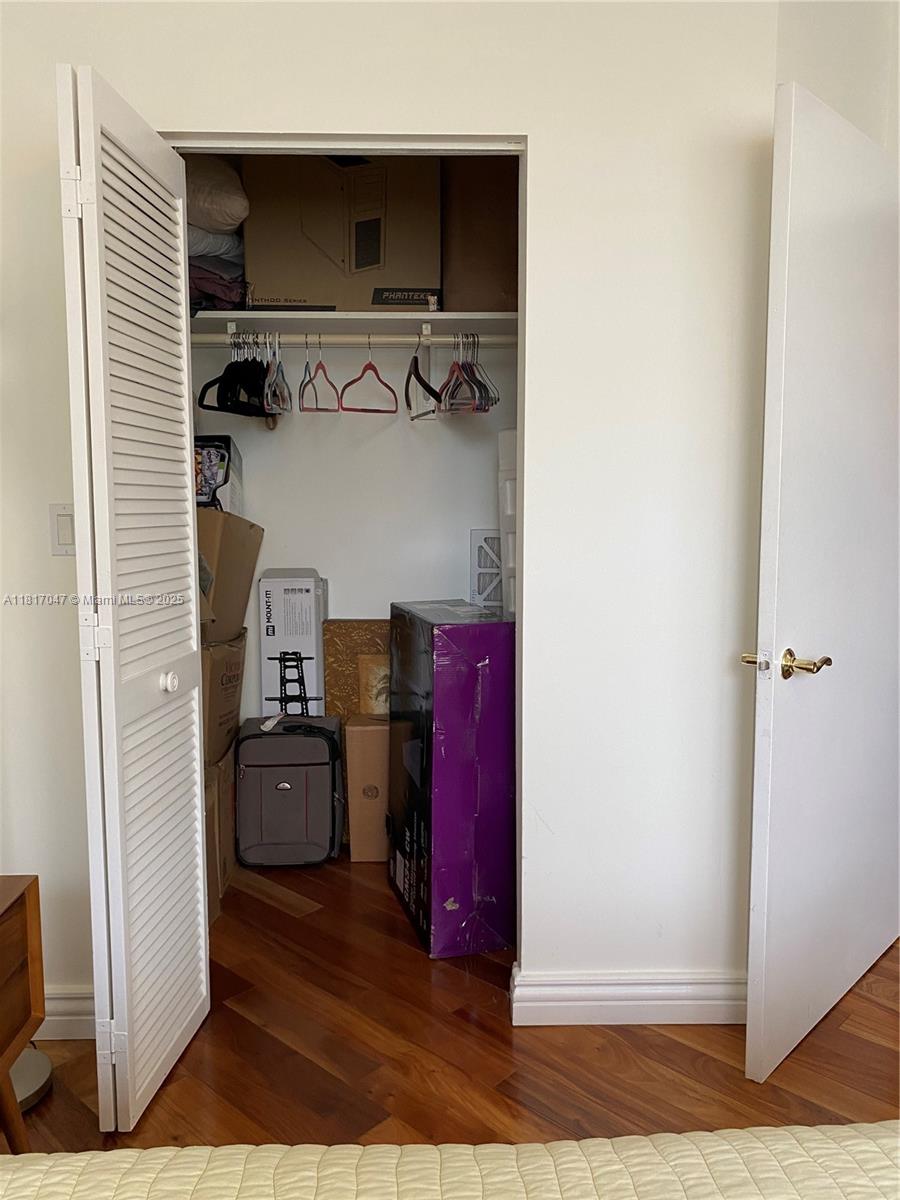 FLORIDA TOWERS CONDO - Residential