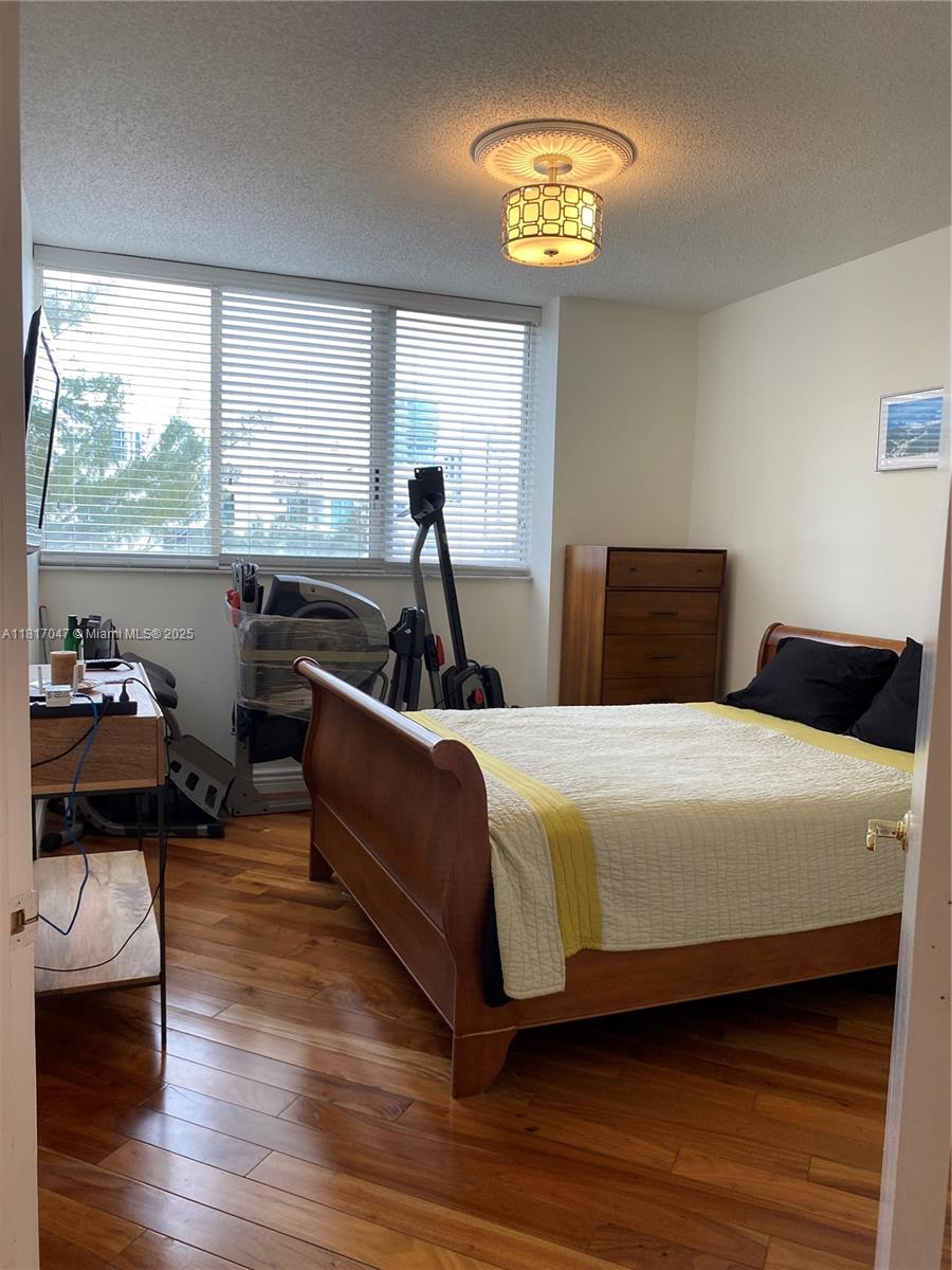FLORIDA TOWERS CONDO - Residential