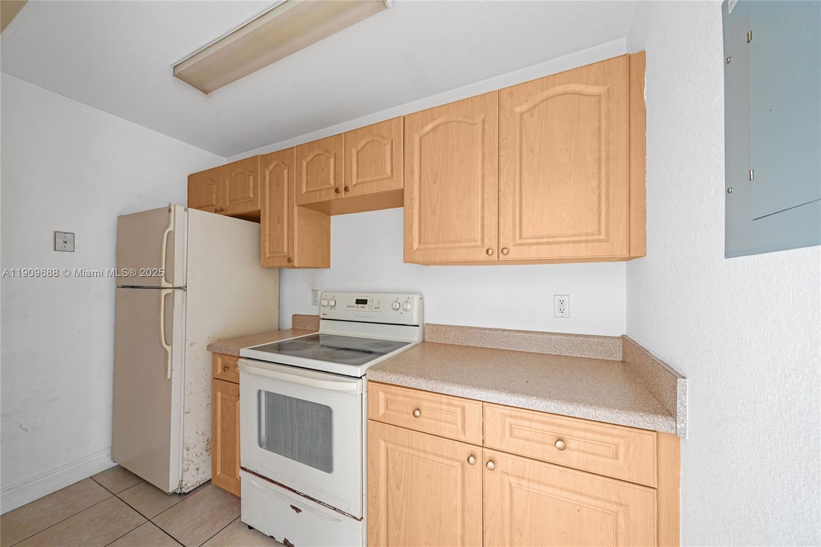 STONEBRIDGE GARDENS SECTI - Residential Lease