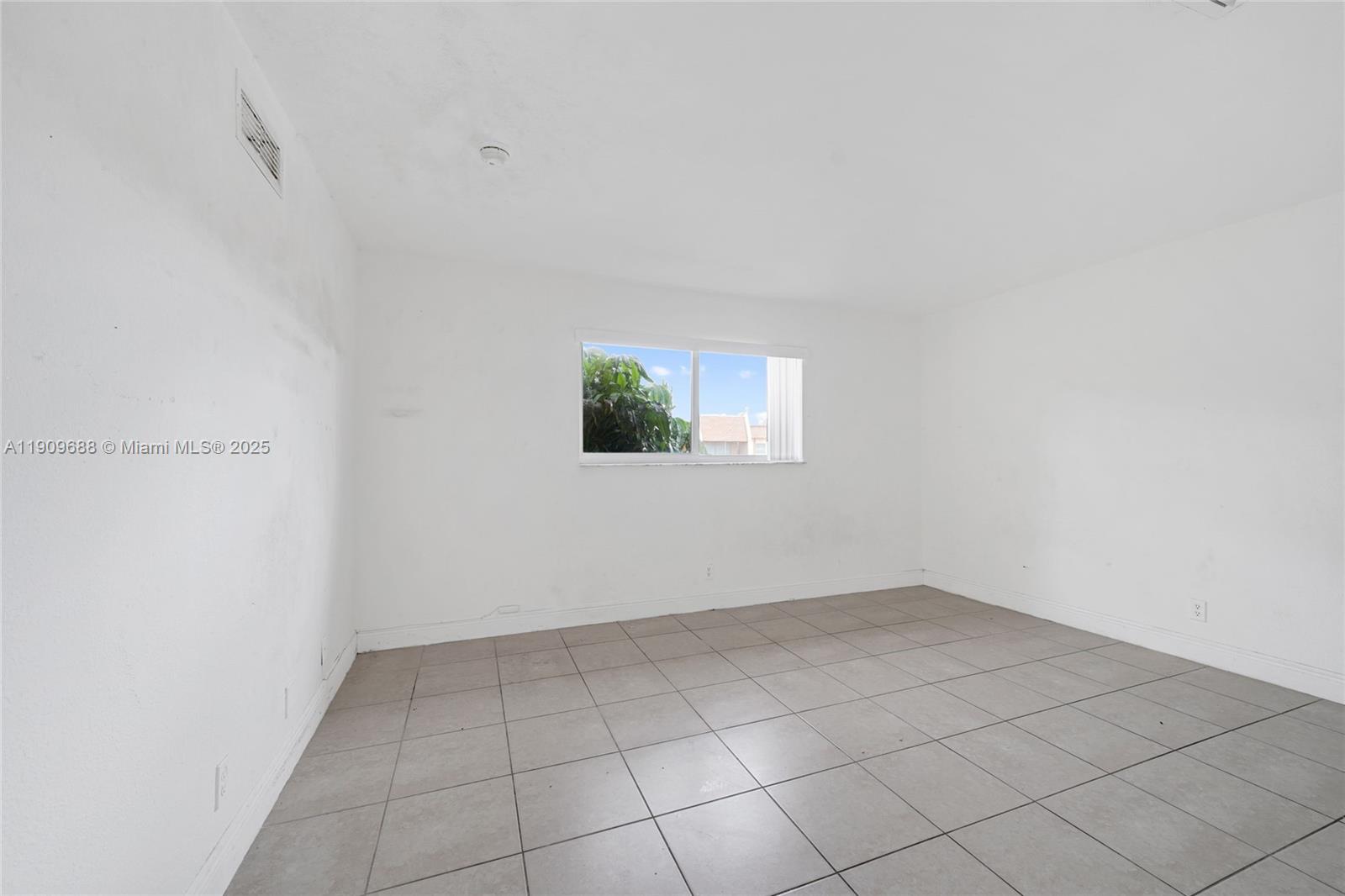 STONEBRIDGE GARDENS SECTI - Residential Lease