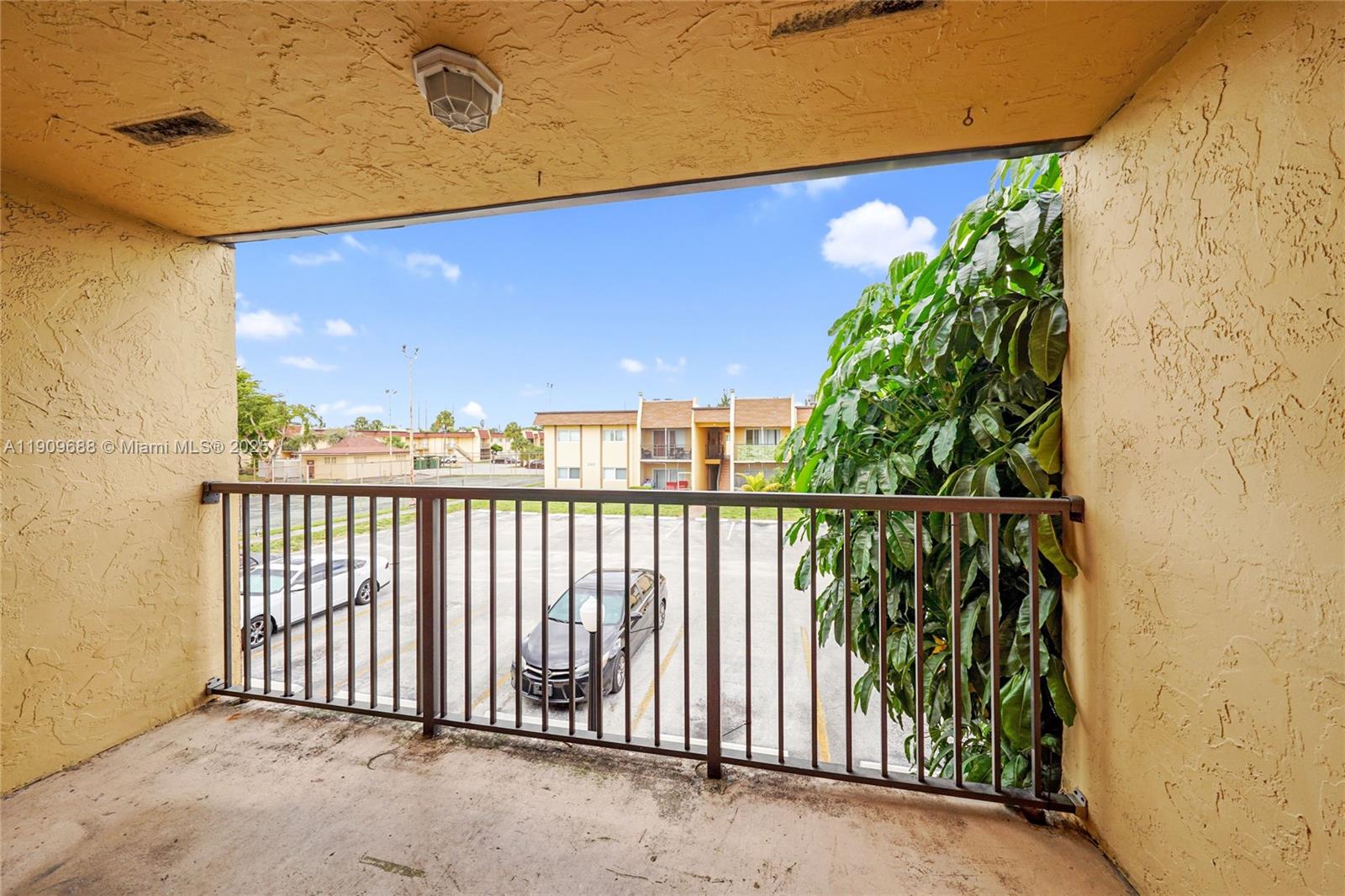 STONEBRIDGE GARDENS SECTI - Residential Lease