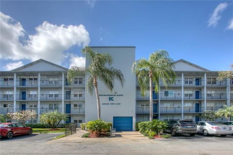 12650 SW 6th St 101K Pembroke Pines FL 33027