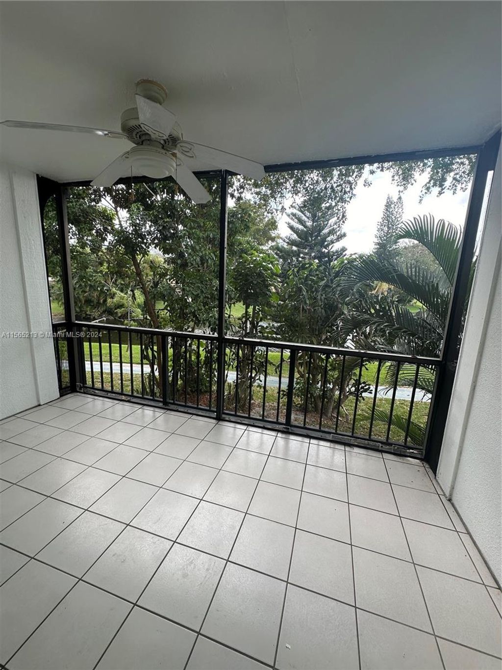 Photo of 3730 Inverrary Dr #2P, Lauderhill, FL 33319 (MLS # A11565213)