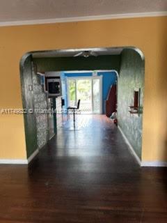 HOLLYWOOD LITTLE RANCHES - Residential