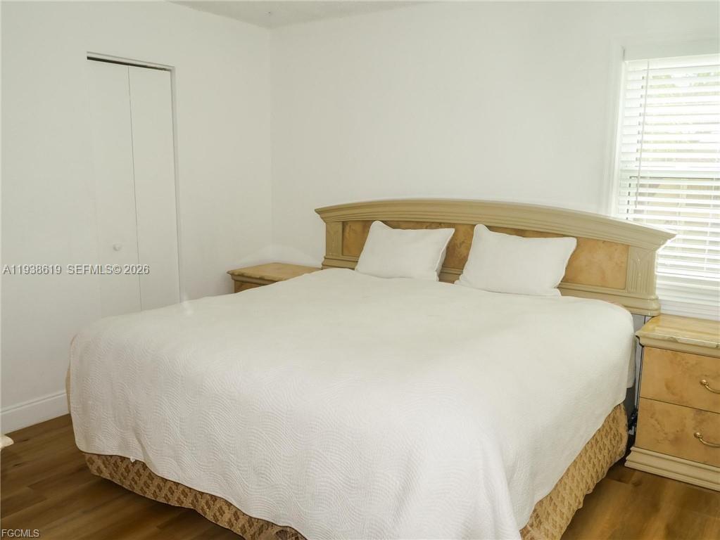 VENETIAN PALMS - Residential