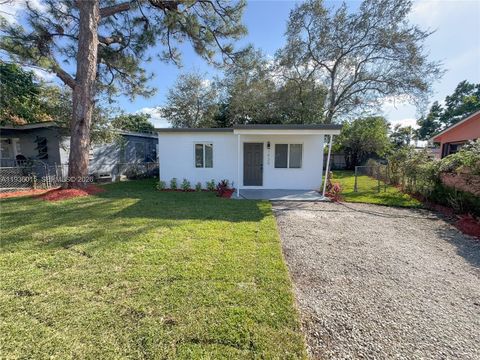 1930 NW 152nd Ter Miami Gardens FL 33054