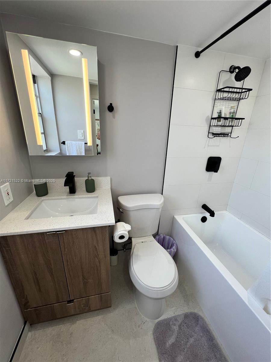 VIRGINIA OAKS CONDO - Residential