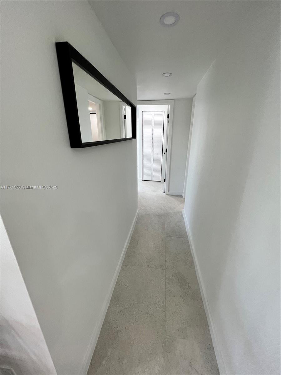 VIRGINIA OAKS CONDO - Residential