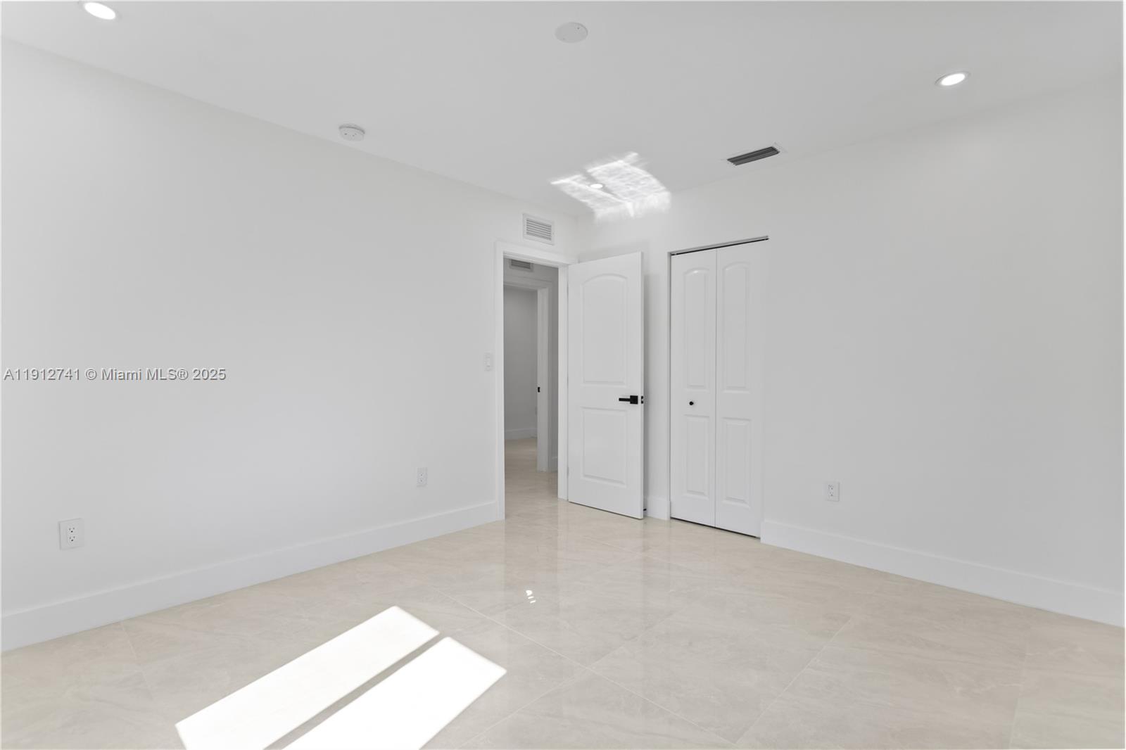 BUNCHE PARK 1 ADDN - Residential