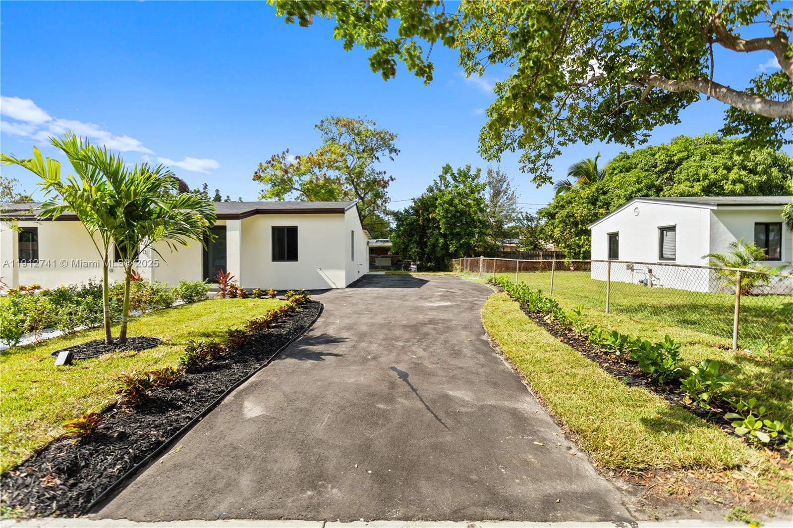 BUNCHE PARK 1 ADDN - Residential