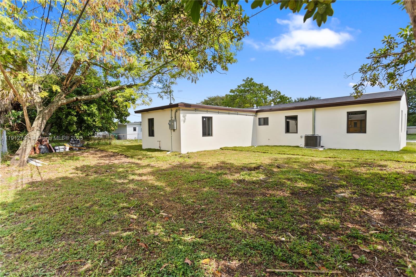 BUNCHE PARK 1 ADDN - Residential