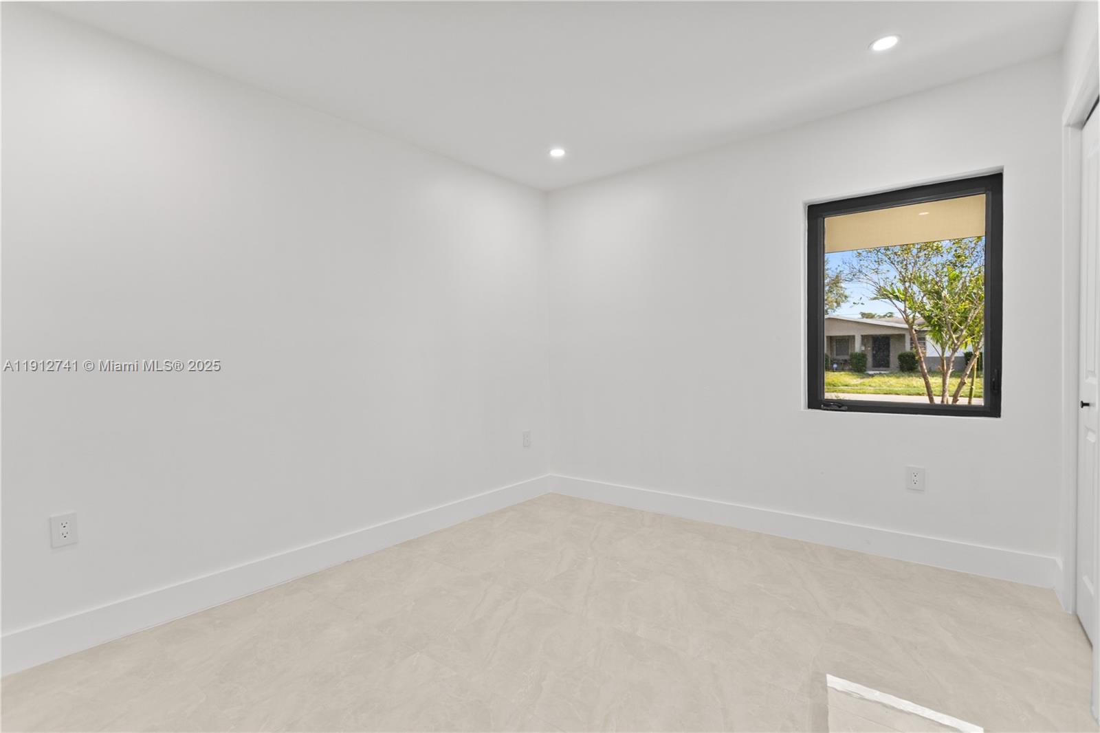 BUNCHE PARK 1 ADDN - Residential