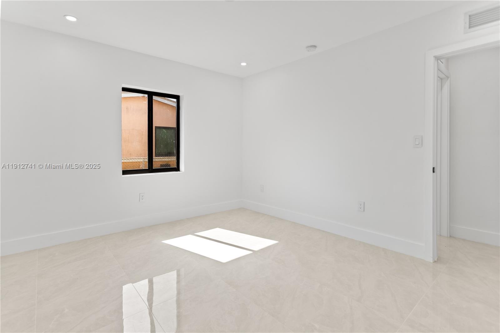 BUNCHE PARK 1 ADDN - Residential