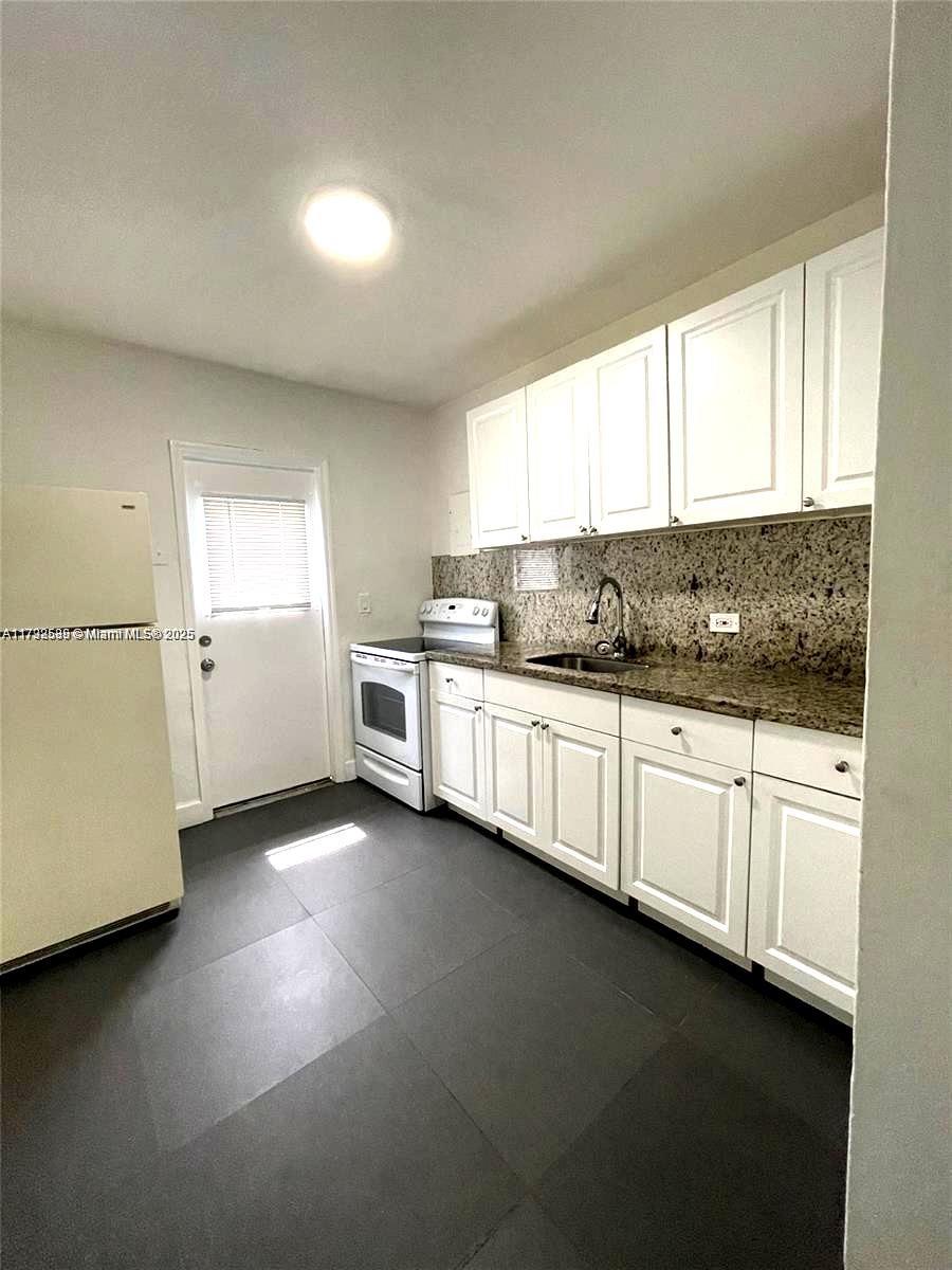 GLEN FLORA - Residential Income