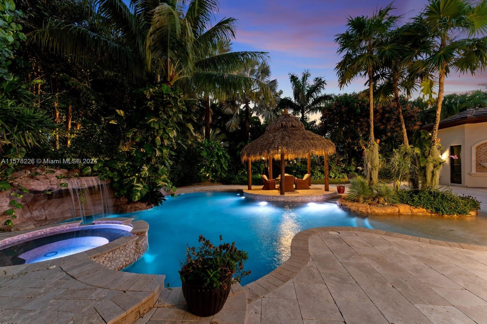 TOWN & RANCH ESTS - Residential