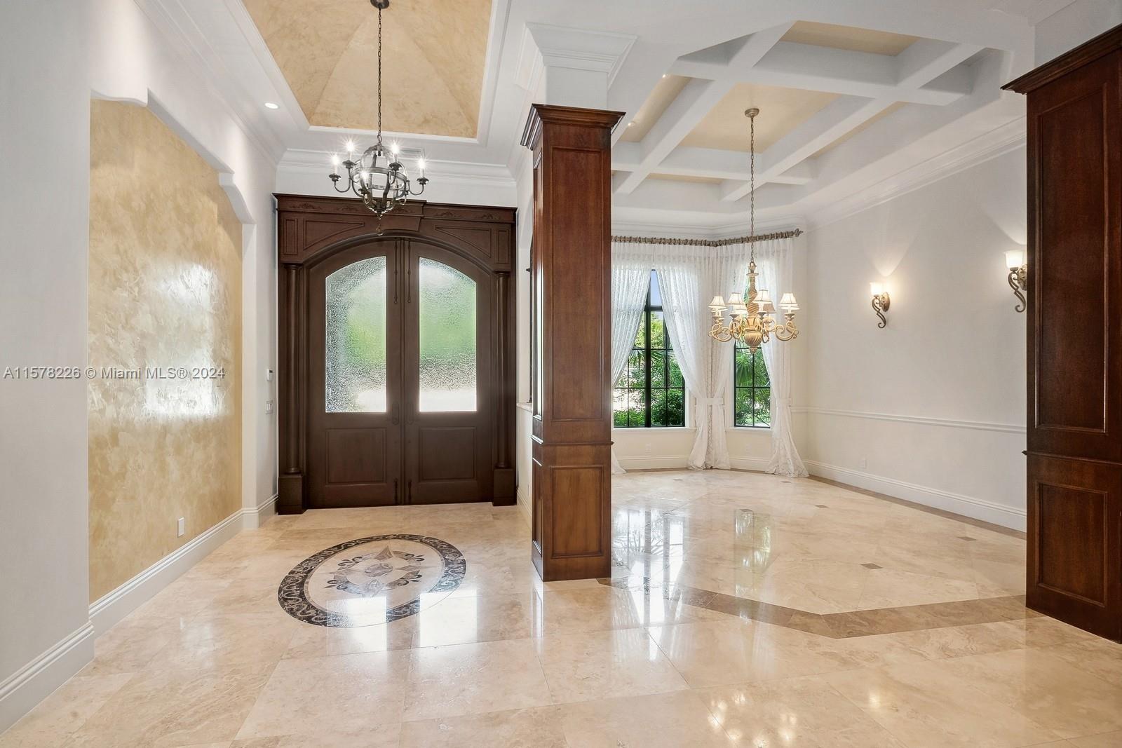 TOWN & RANCH ESTS - Residential