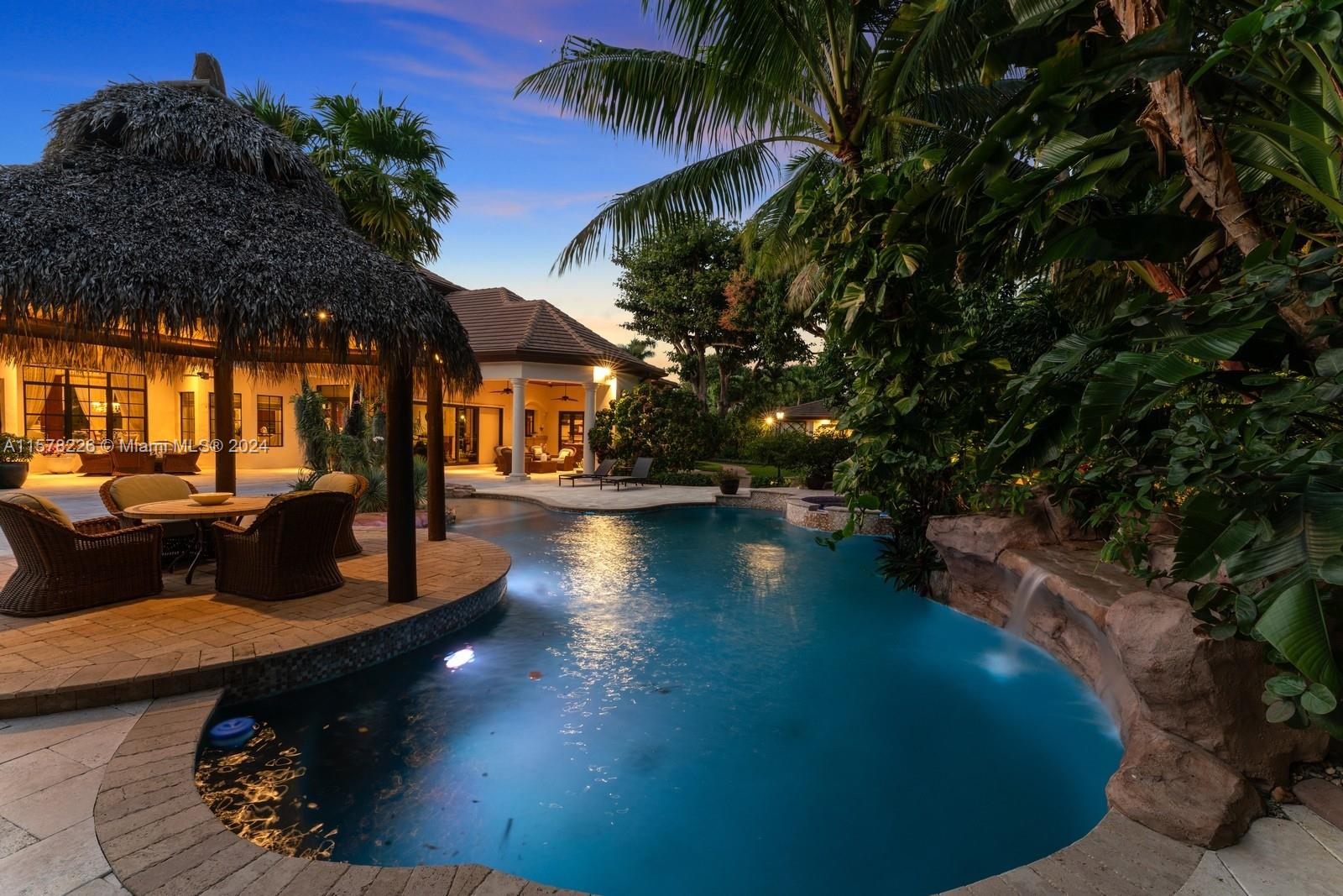 TOWN & RANCH ESTS - Residential