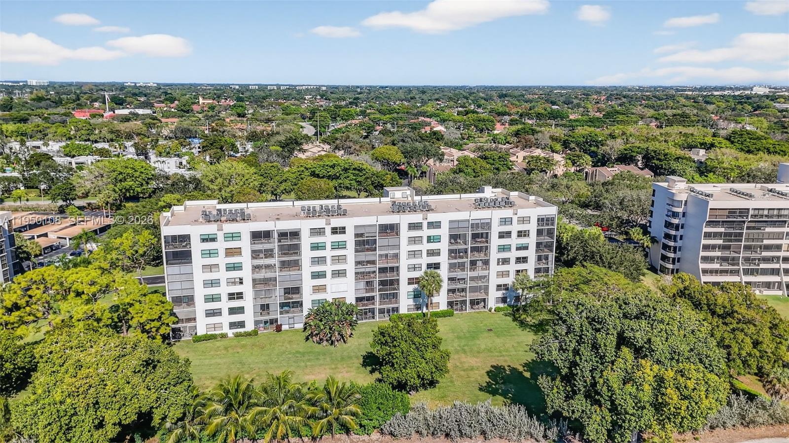 CLUB ROYALE CONDO - Residential