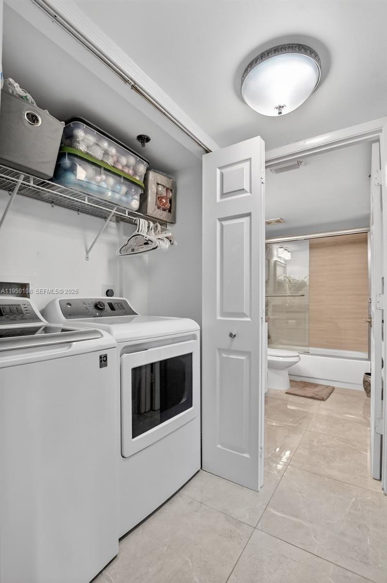 CLUB ROYALE CONDO - Residential