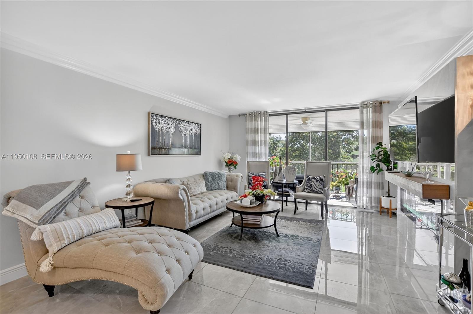 CLUB ROYALE CONDO - Residential