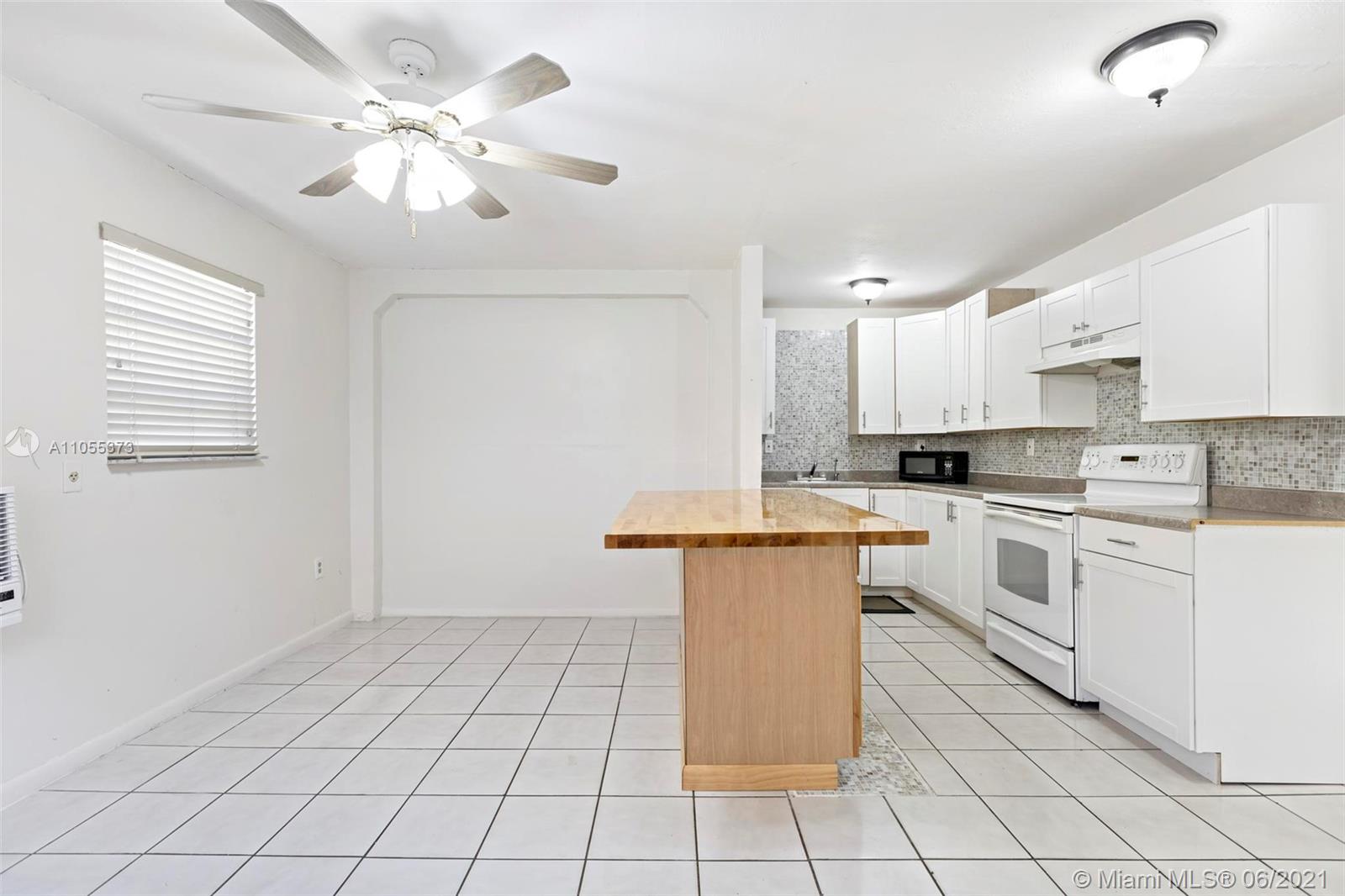 AMND MIAMI SUBURBAN ACRES - Residential Lease