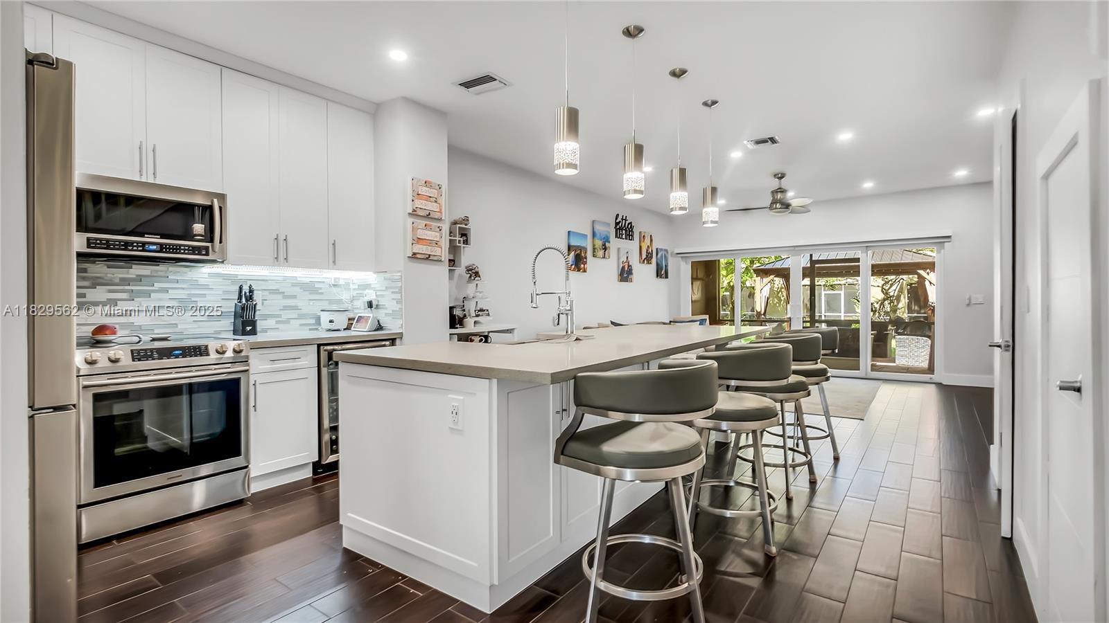345 SW 121st Ave 345