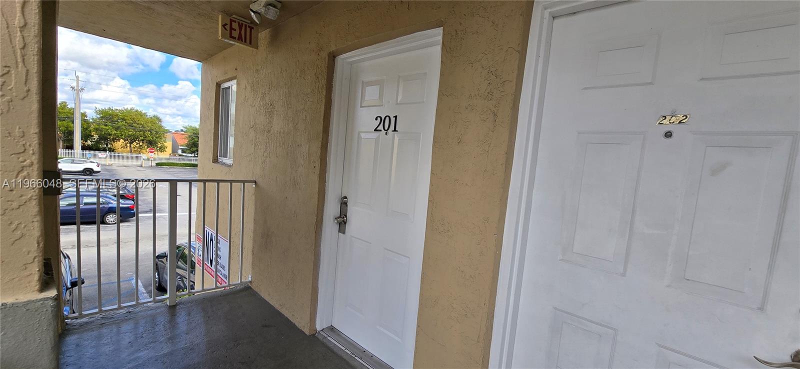 EL PARAISO AT HIALEAH CON - Residential