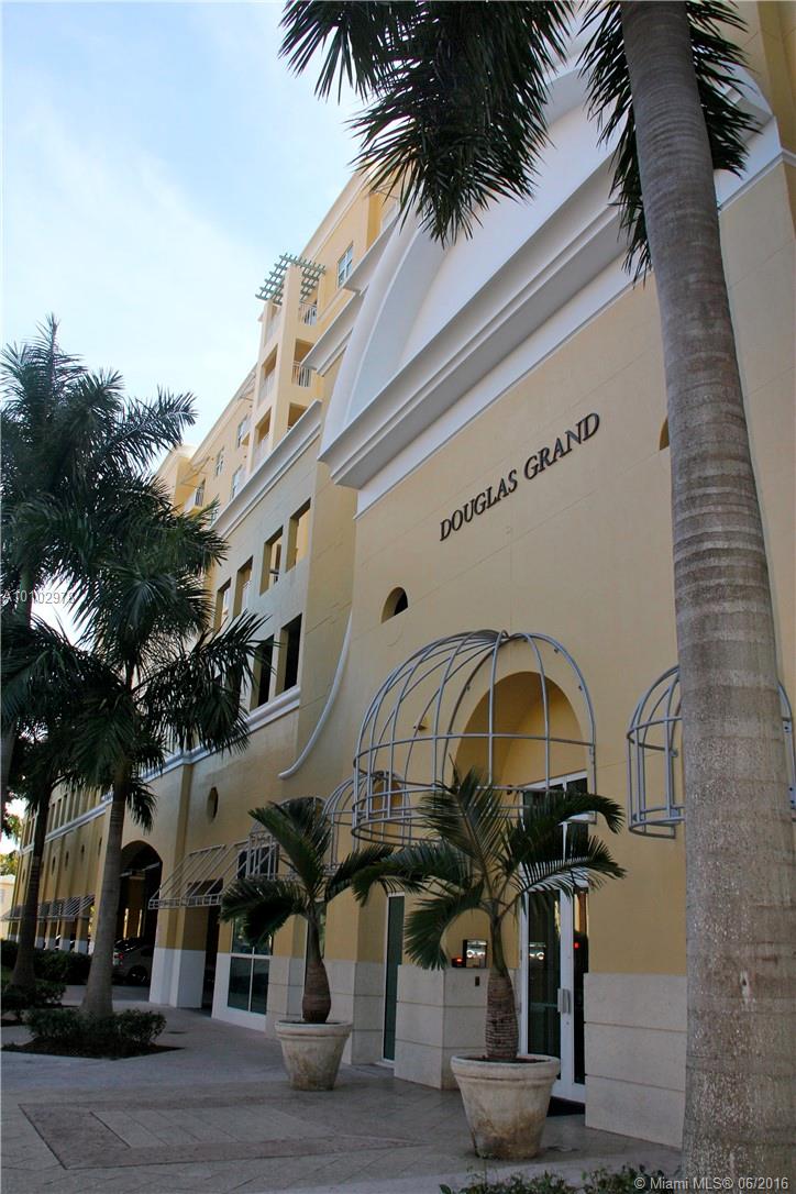 Best executive-type fully furnished condo at this amazing Coral Gable Complex: Douglas Grand. Perfect for a young executive or grad student. Extraordinary finishes, porcelain floors, custom kitchen cabinets, Stainless Steel appliances and granite counter-tops. Stackable washer/dryer inside the unit. Large 1 BD with spacious walk-in closet. Rent includes: concierge service, water, basic cable, WI-FI connection and 1 parking space. Publix Supermarket located at ground level.