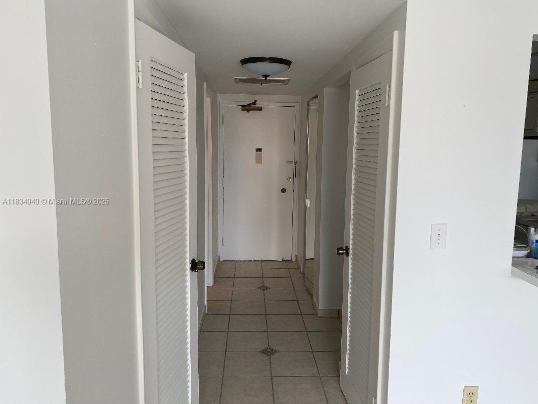 HEMISPHERES BAY NORTH - Residential Lease