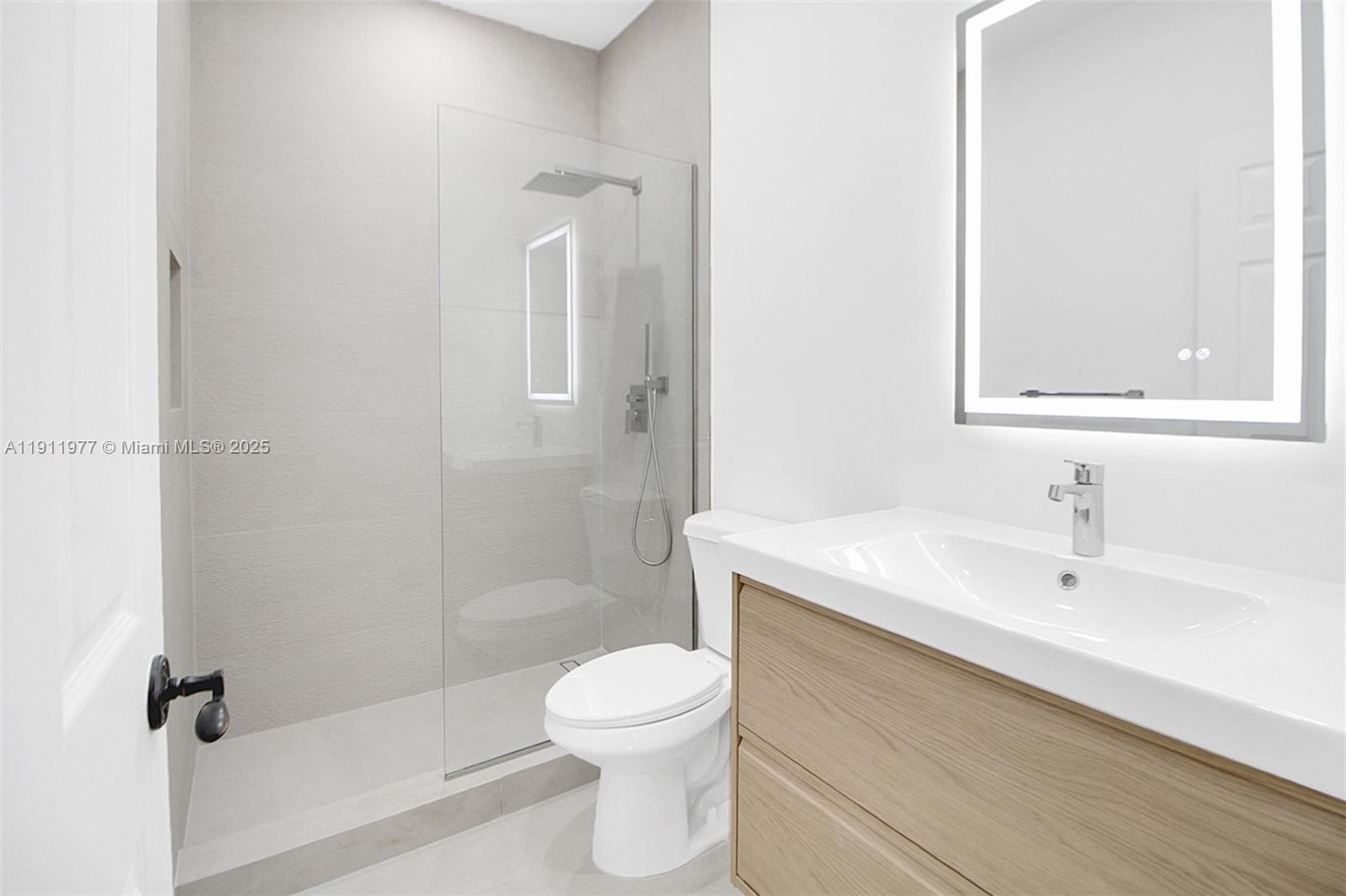 GROVE VILLAS CONDO - Residential