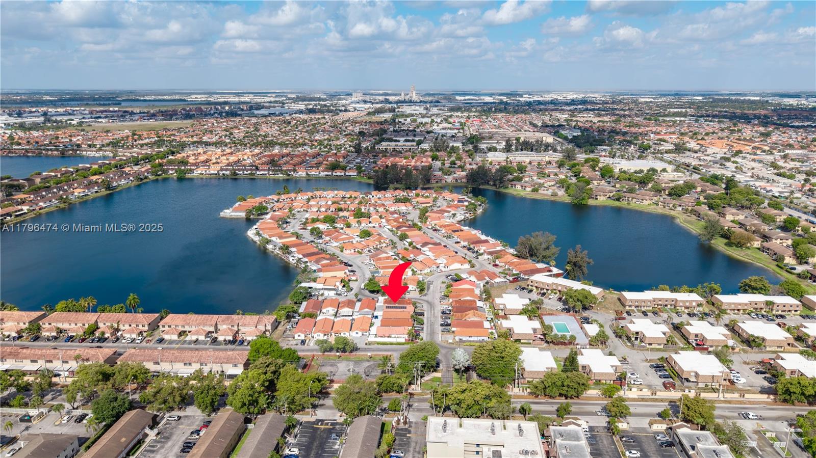 EL PRADO BY THE LAKE - Residential