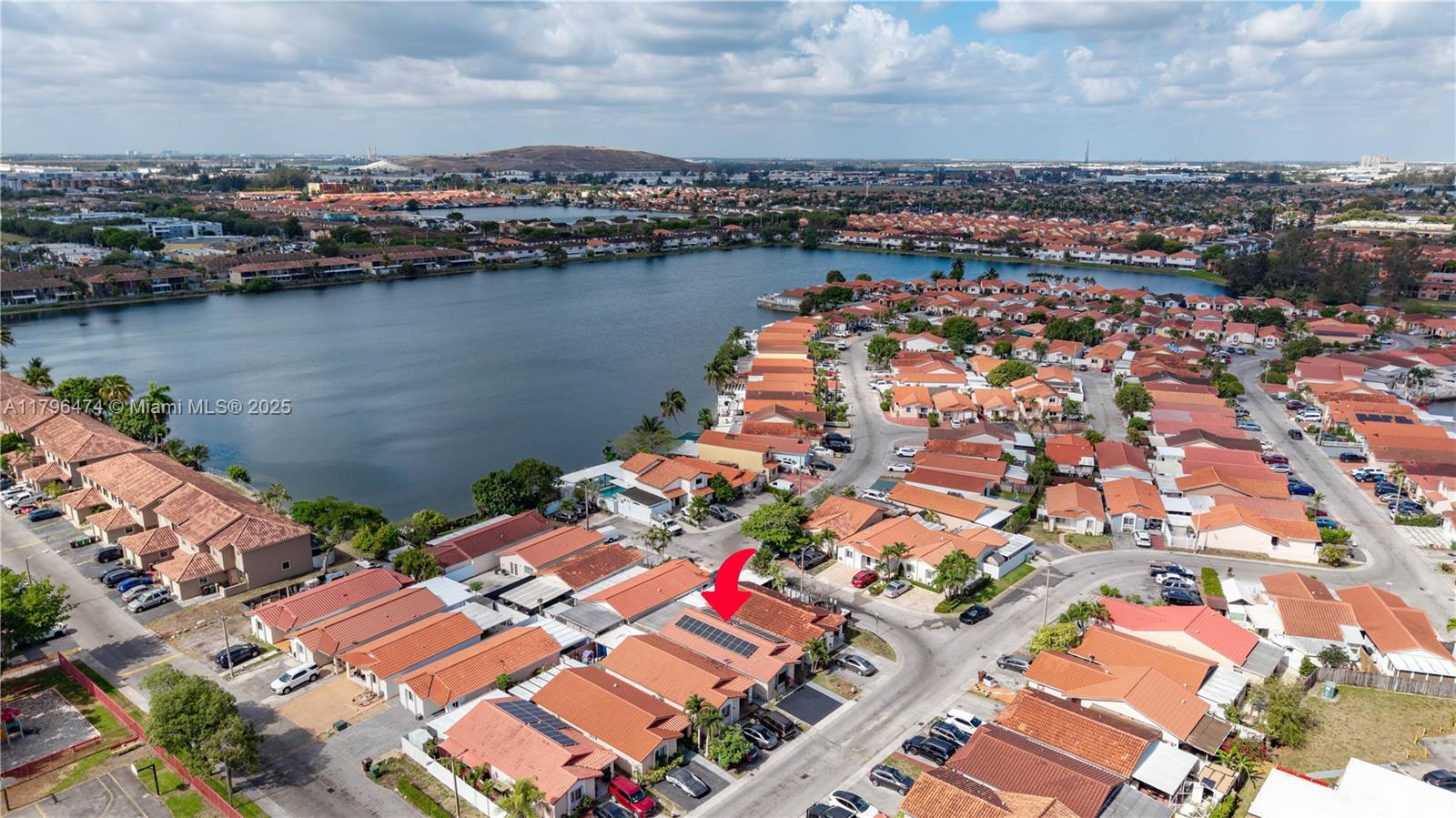 EL PRADO BY THE LAKE - Residential
