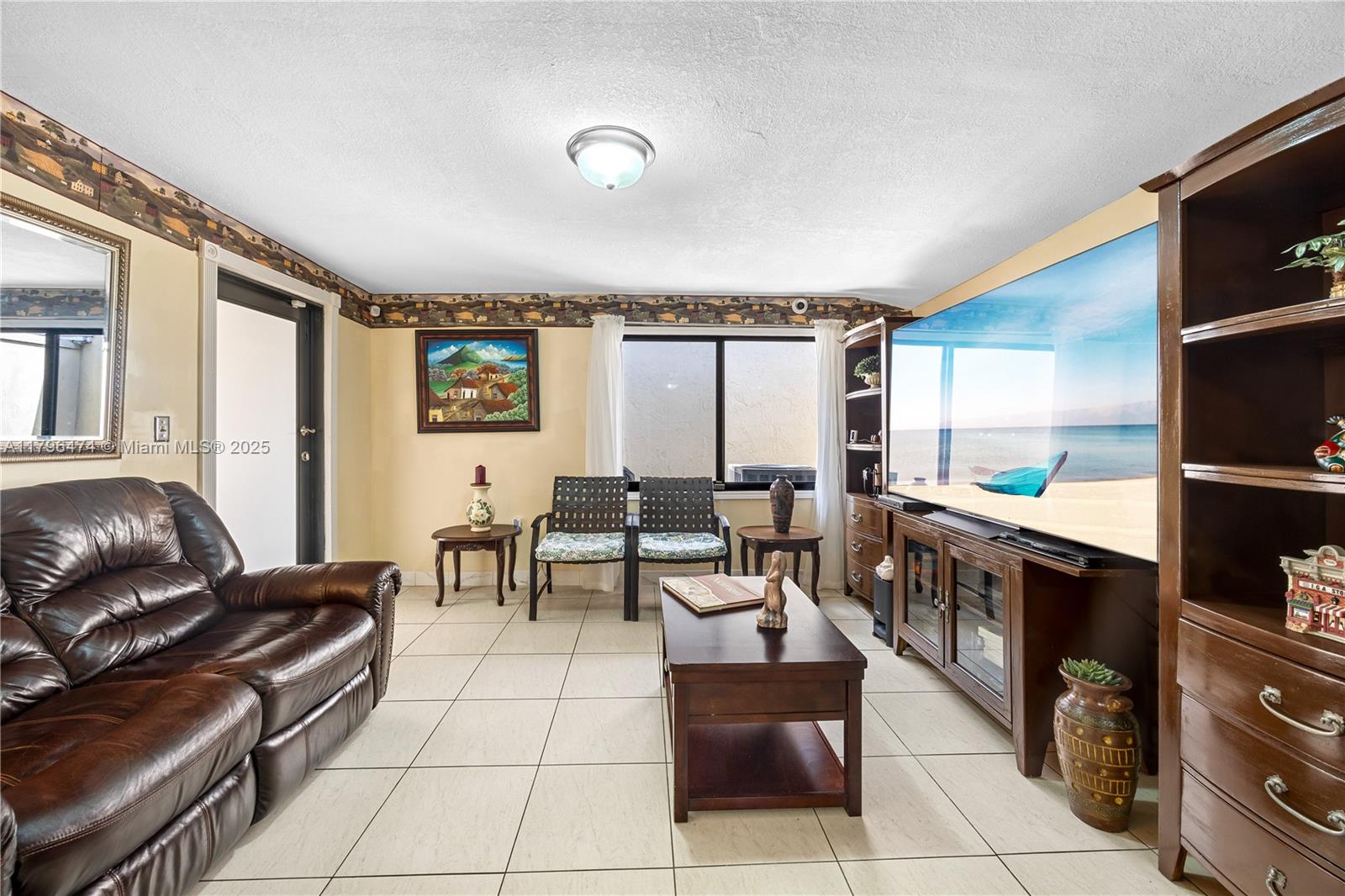 EL PRADO BY THE LAKE - Residential