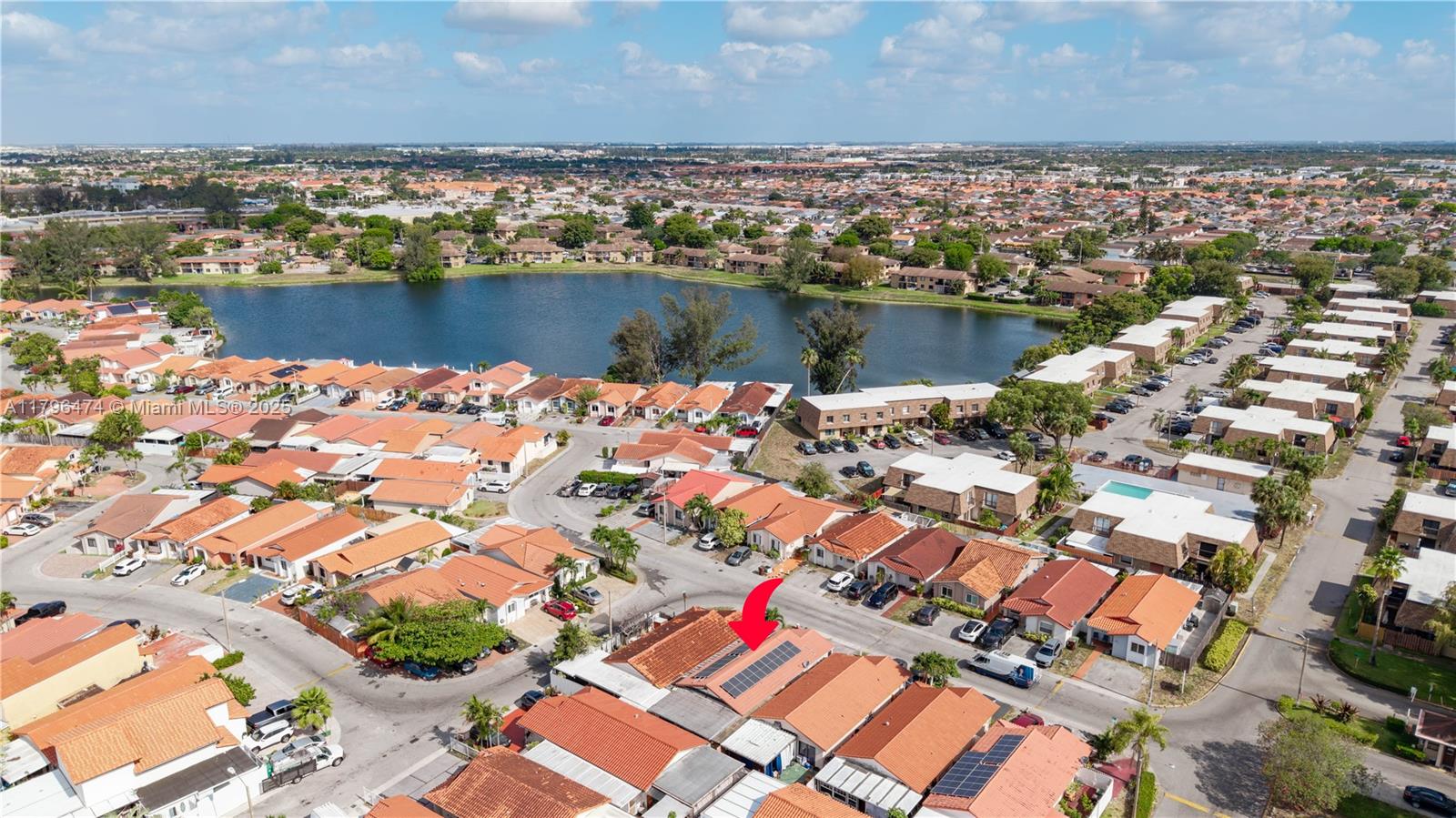 EL PRADO BY THE LAKE - Residential