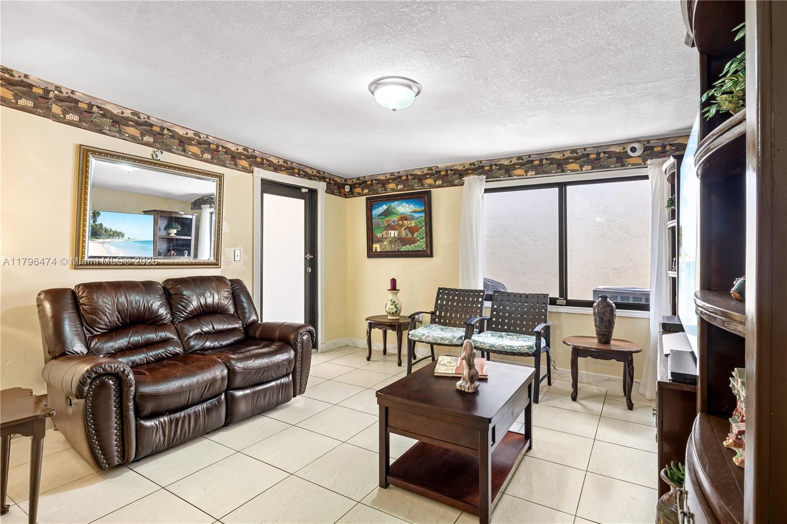 EL PRADO BY THE LAKE - Residential