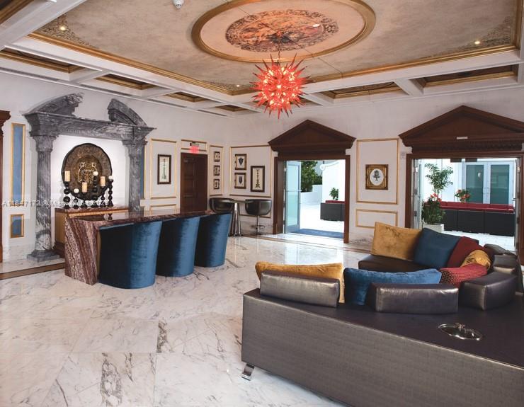 ST TROPEZ ON THE BAY II C - Residential Lease