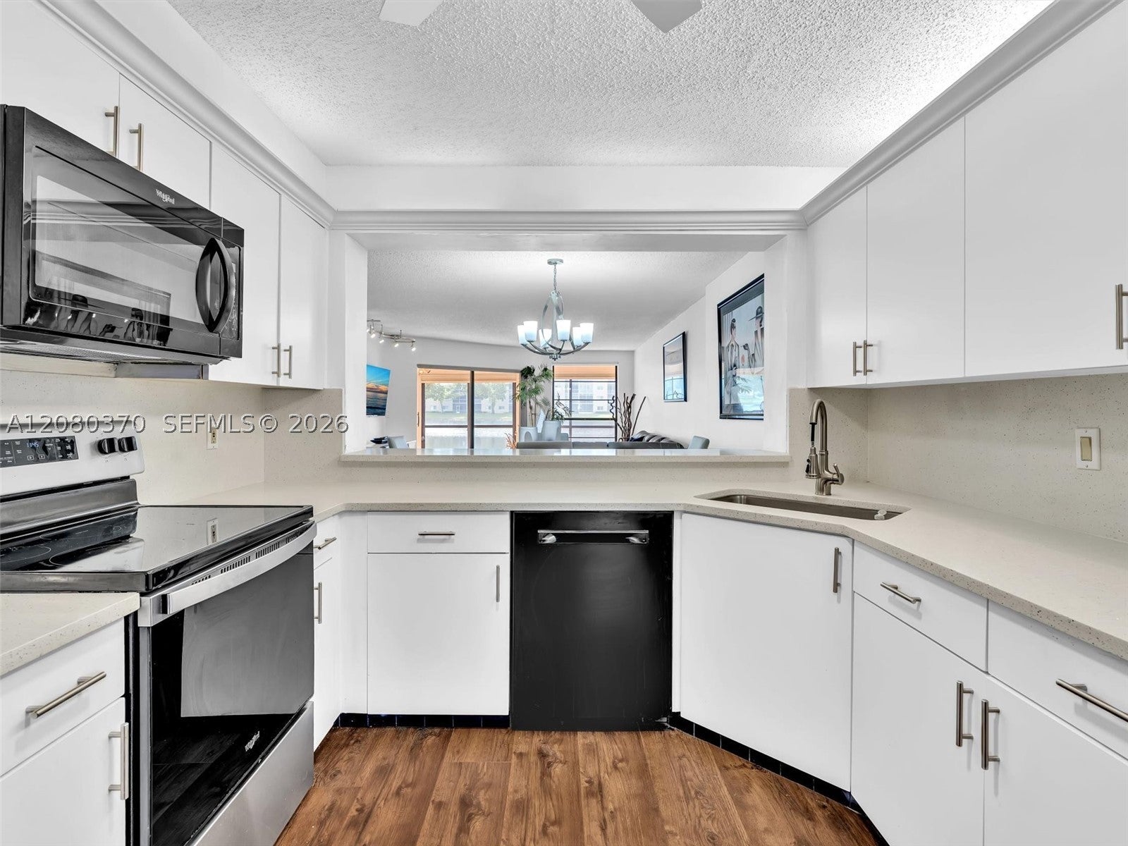 7518 Fairfax Dr 110, Tamarac FL 33321