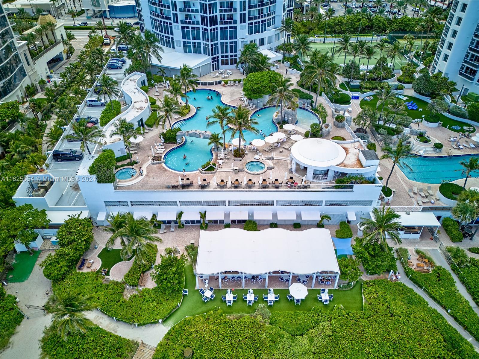 TRUMP INTERNATIONAL SONES - Residential