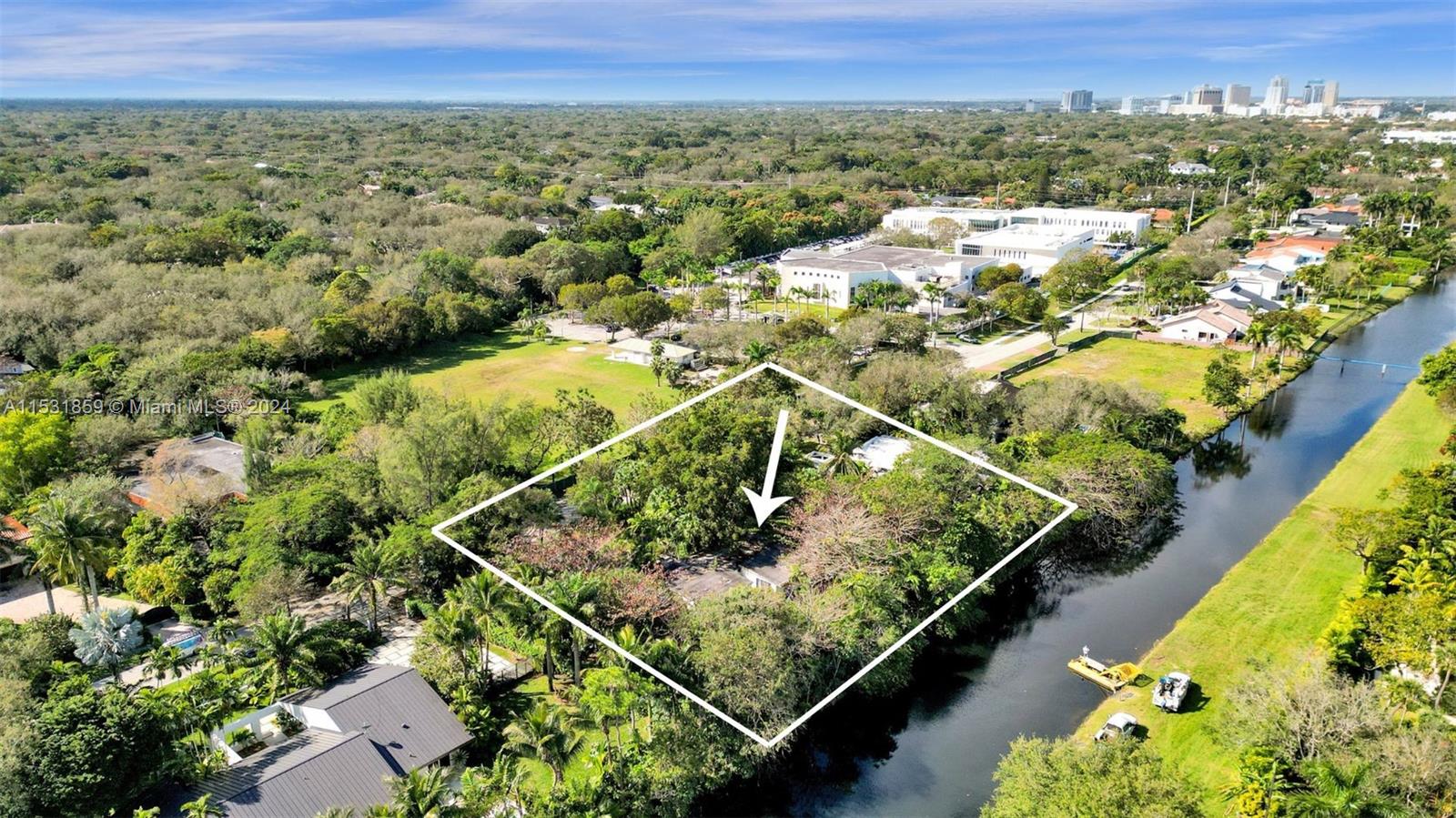 AVOCADO LAND CO SUB - Residential