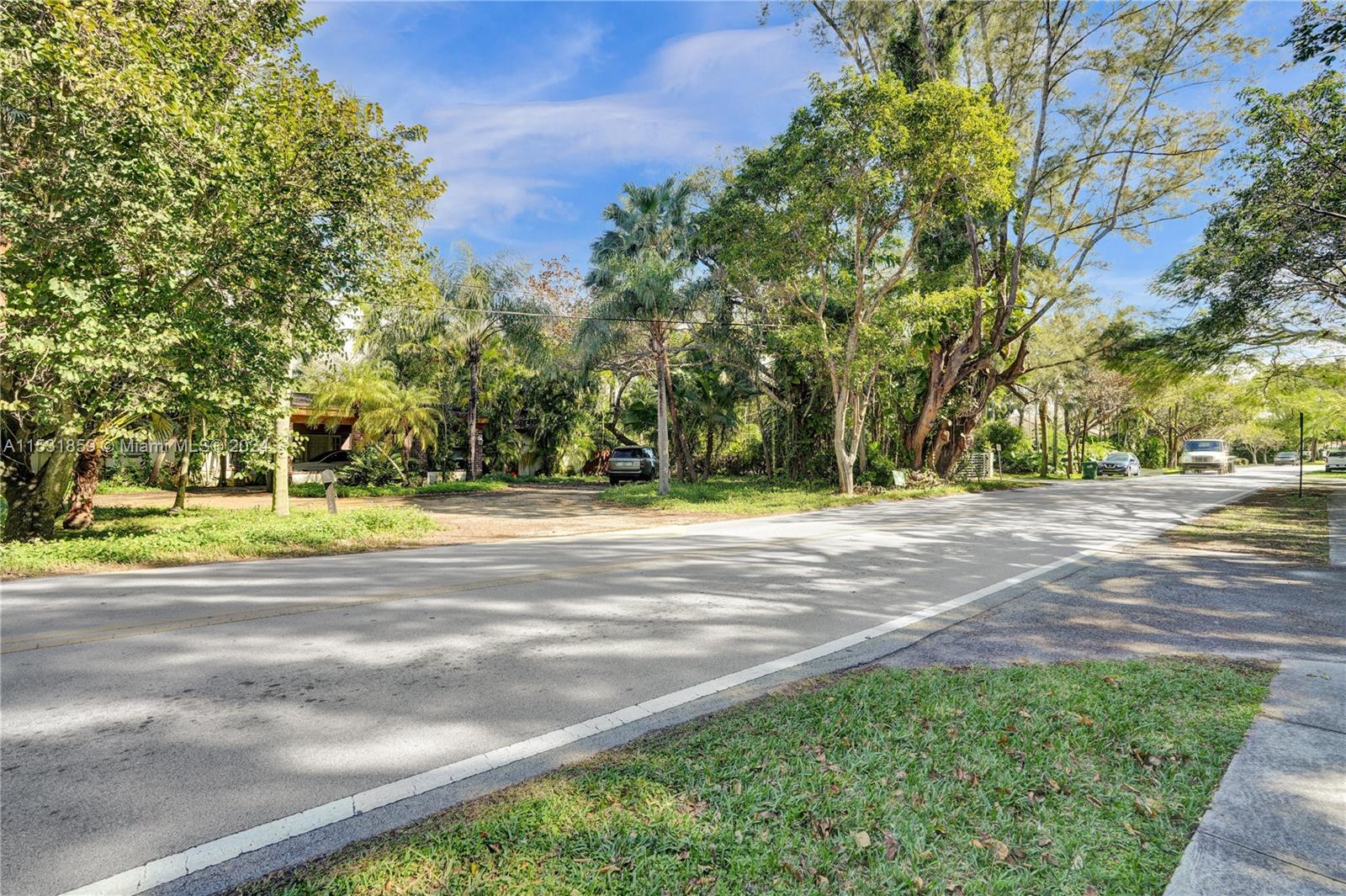 AVOCADO LAND CO SUB - Residential